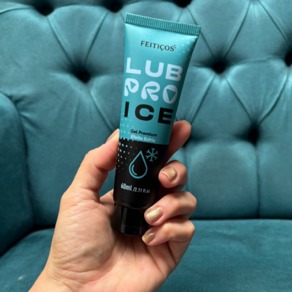 LUBRIFICANTE ÍNTIMO PREMIUM COM EFEITO GELADO - FEITIÇOS